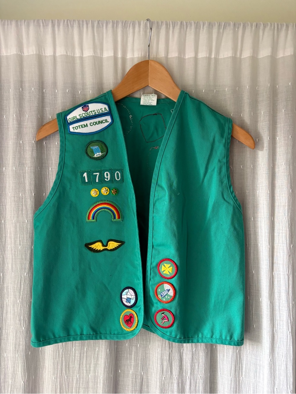 Vintage1995 Girls Scout Green Vest with Merit Patches